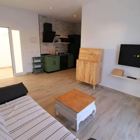 Apartment Ishel Trafalgar Zahora