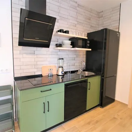 Ishel Trafalgar Apartment