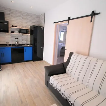 Ishel Trafalgar Apartment
