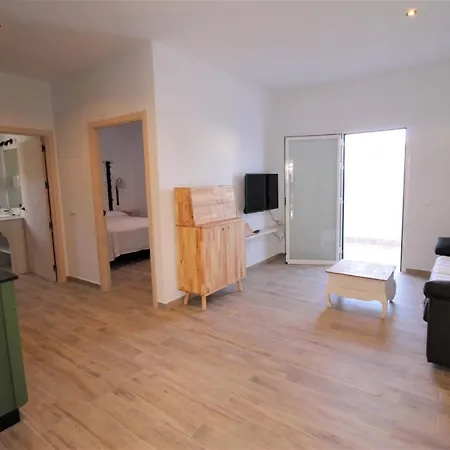 Apartment Ishel Trafalgar *